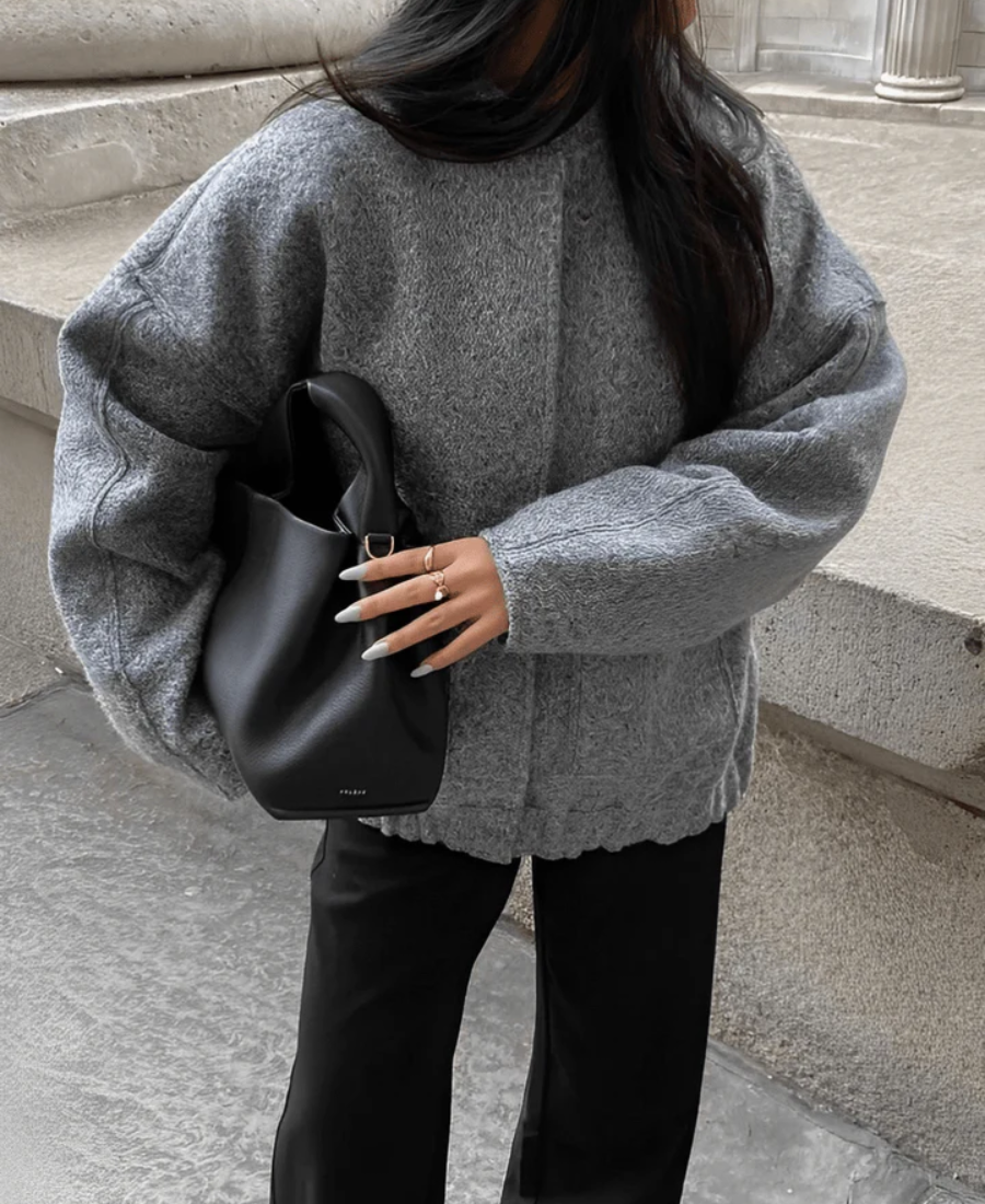 Women's Oversize Jacket – Warm Cozy Outerwear for Fall and Winter Fashion