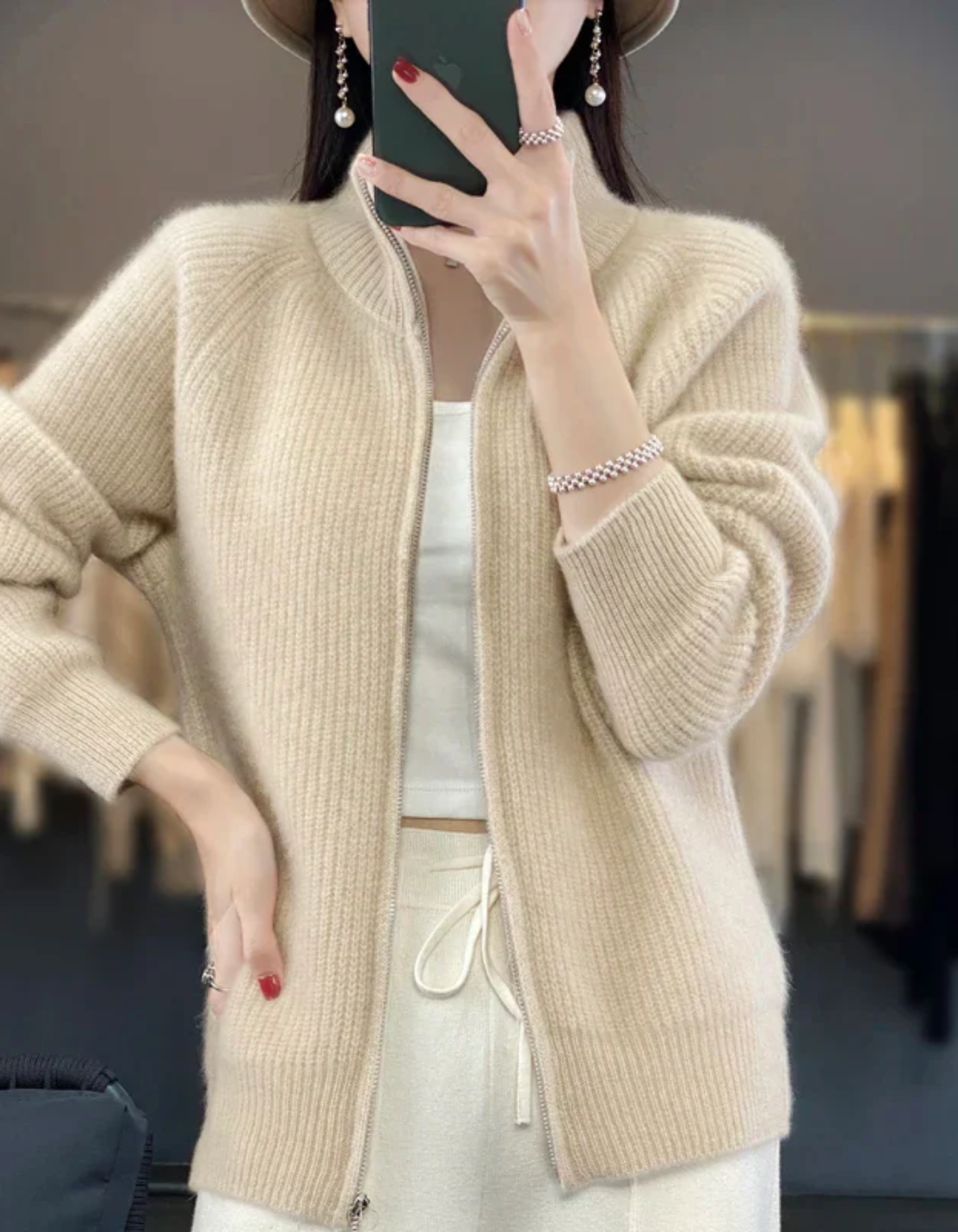 Lightweight Women's Cardigan – Short Knit Sweater for Casual Wear and Layering