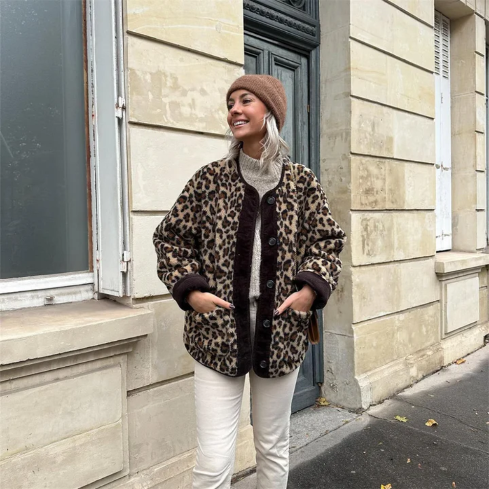 Women's Winter Jacket – Stylish Leopard Print Coat for Cold Weather Fashion