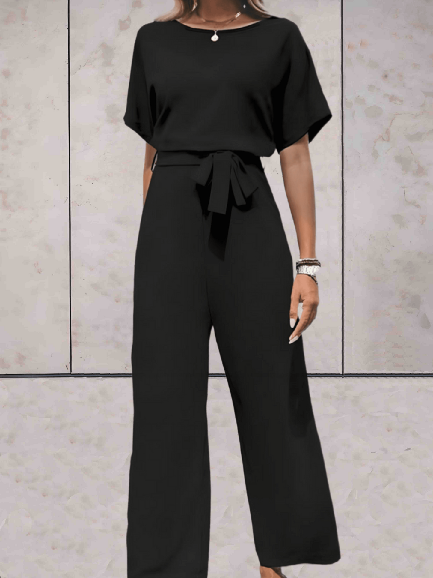 Elegant Black Jumpsuit for Women – Chic Sleeveless Design for Parties