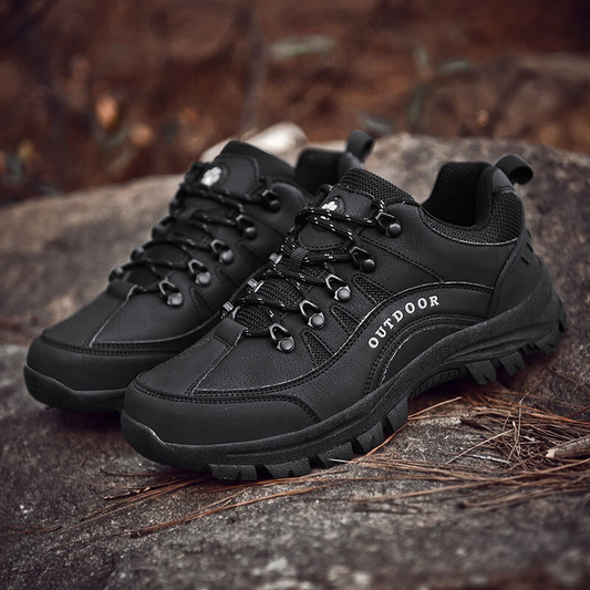 Men's Trekking Shoes – Lightweight Black Hiking Footwear for Outdoor Adventures