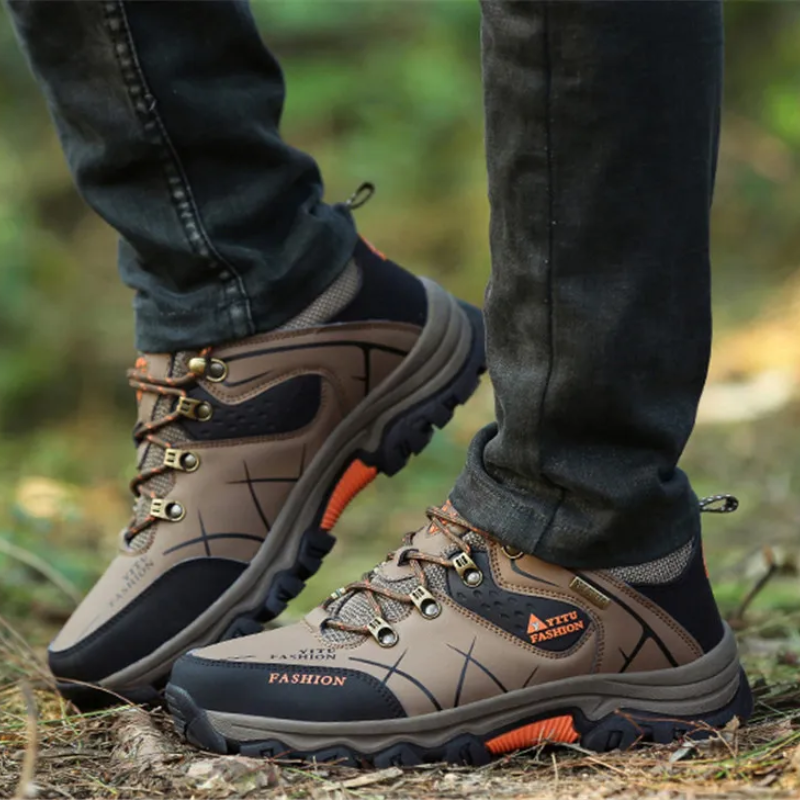 Men's Trekking Shoes – Durable Black Hiking Footwear for Outdoor Adventures